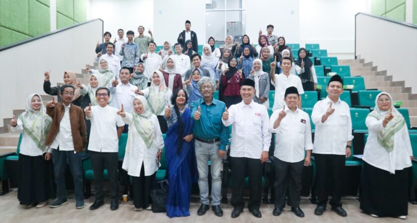 Perkuat Jejaring Global, FISIP UIN Walisongo Hadirkan Akademisi India Bahasa Isu Lingkungan dan Gerakan Sosial