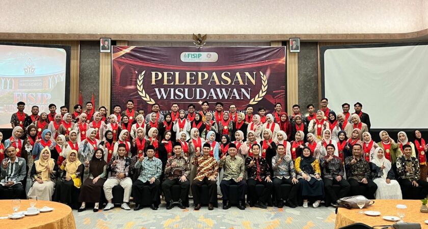 Pelepasan Wisudawan Prodi Sosiologi FISIP UIN Walisongo: Melangkah dengan Ilmu, Jangan Lupakan Almamater
